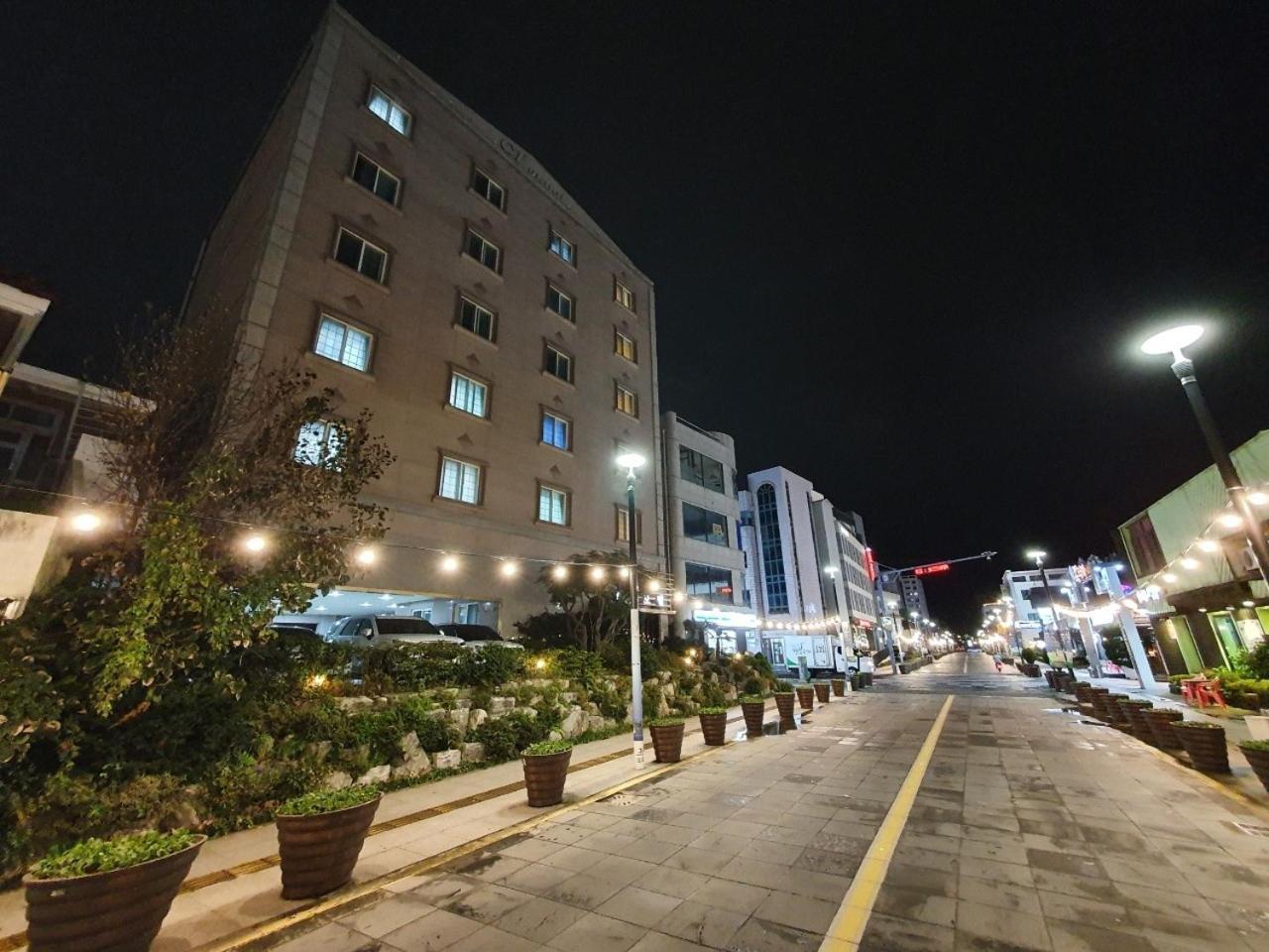 Cf Motel Jeju Exterior foto